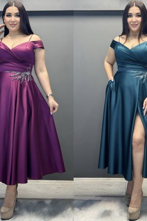 Rochie midi elegantă despicata pe picior in bretele cu aplicații pe talie