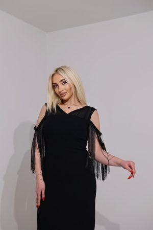 Rochie scurtă de ocazie neagră cu franjuri pe umerii - imagine 2