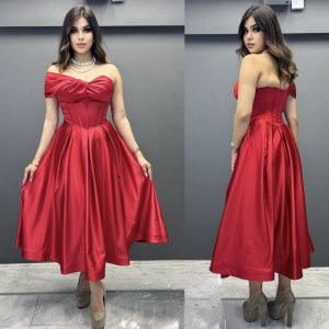 Rochie midi din tafta cu corset si balene pe talie