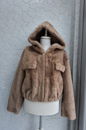 Jachetă maro din blană artificiala cu gluga si fermoar